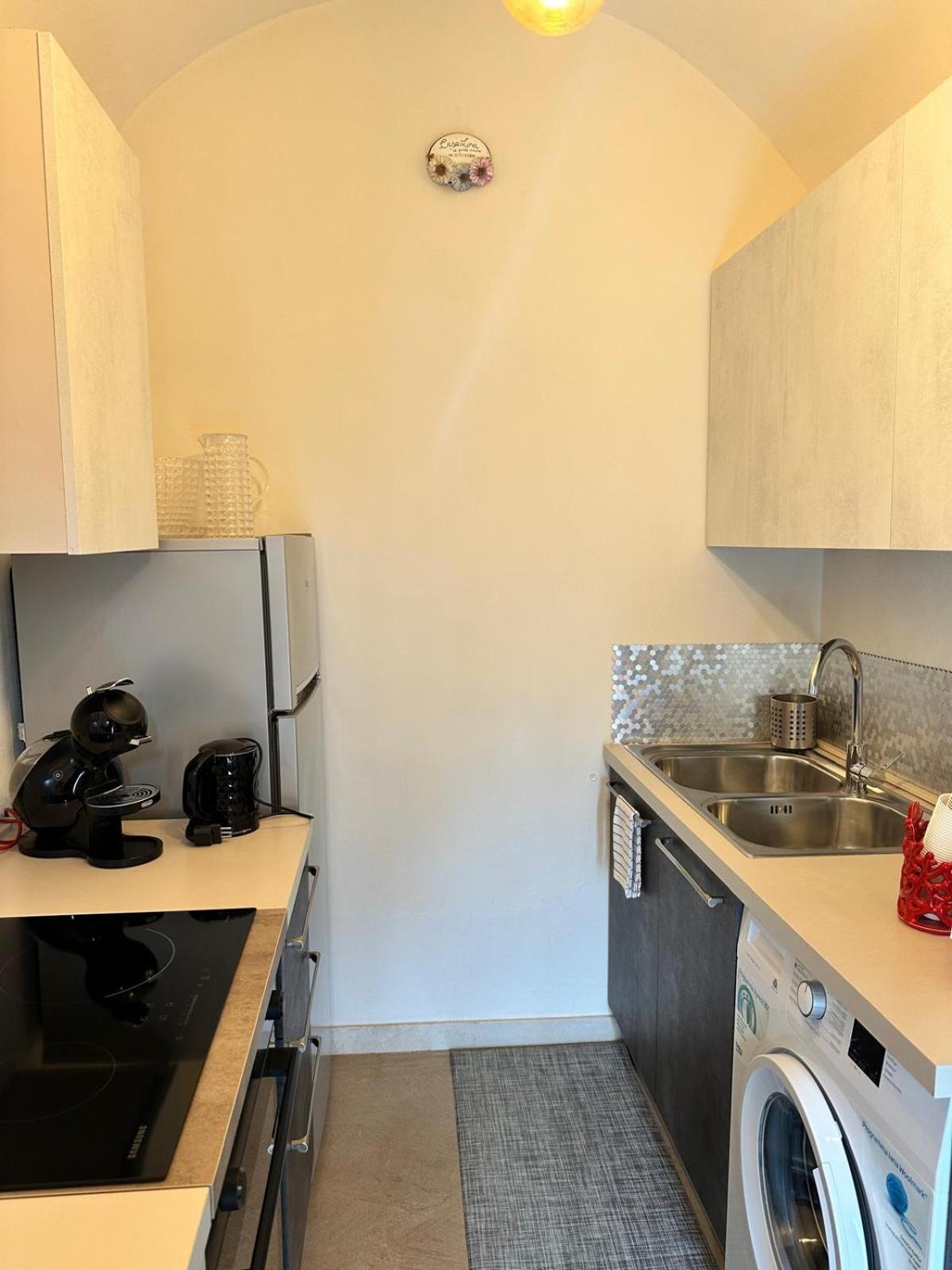 Casa Lina Apartment Mola di Bari Luaran gambar
