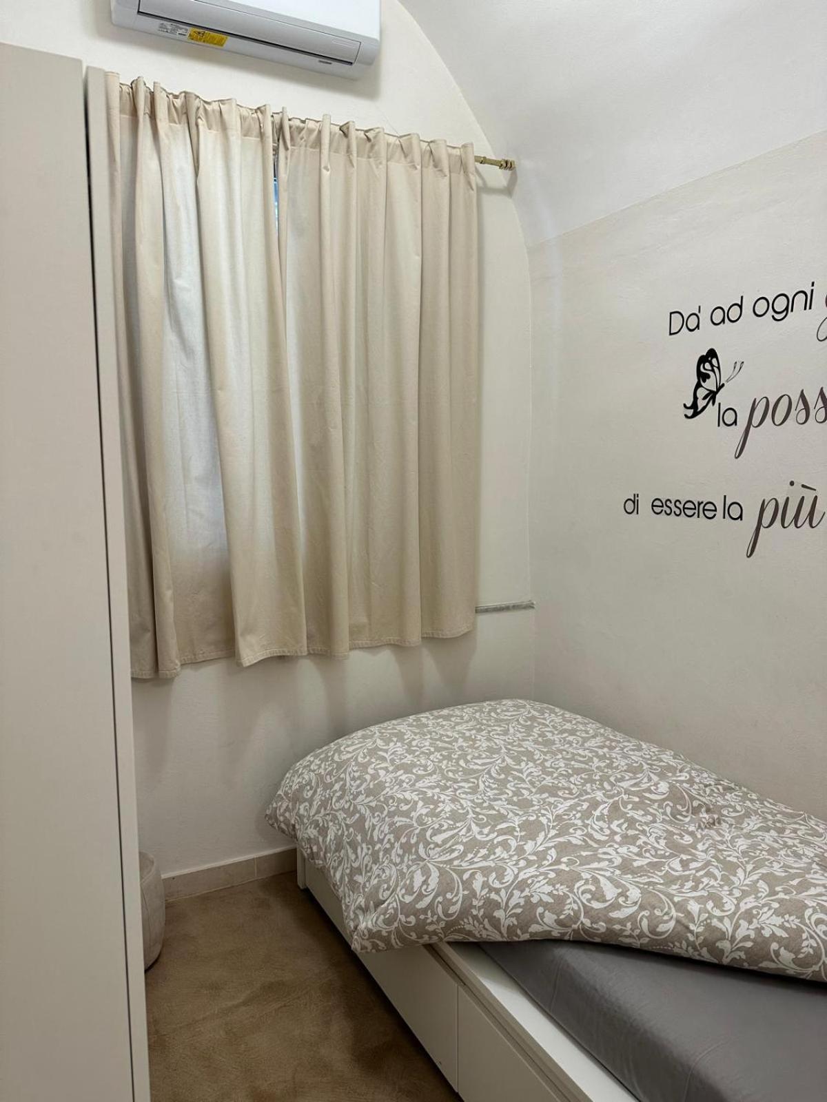 Casa Lina Apartment Mola di Bari Luaran gambar