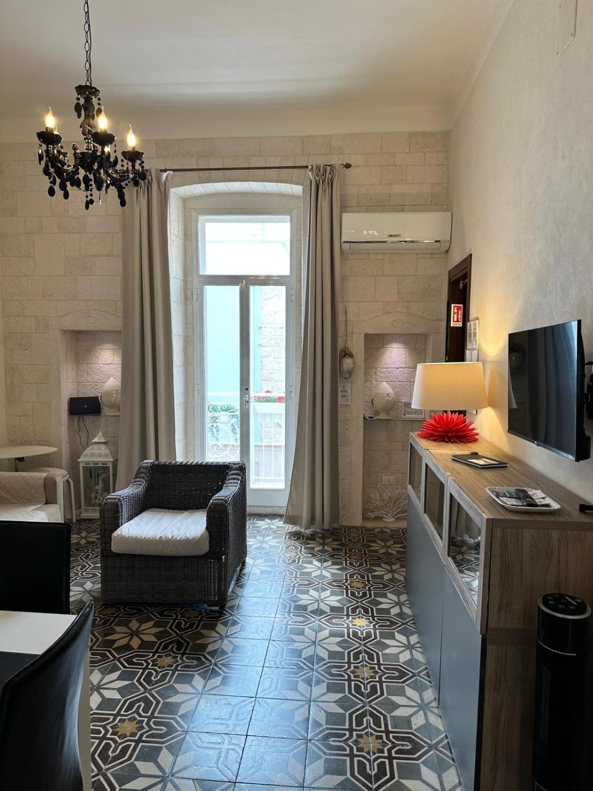 Casa Lina Apartment Mola di Bari Luaran gambar