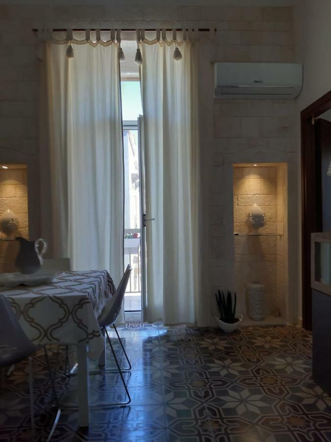 Casa Lina Apartment Mola di Bari Luaran gambar
